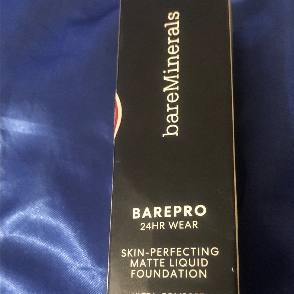 bareMinerals BAREPRO Matte Liquid Foundation - Black and Gold Text